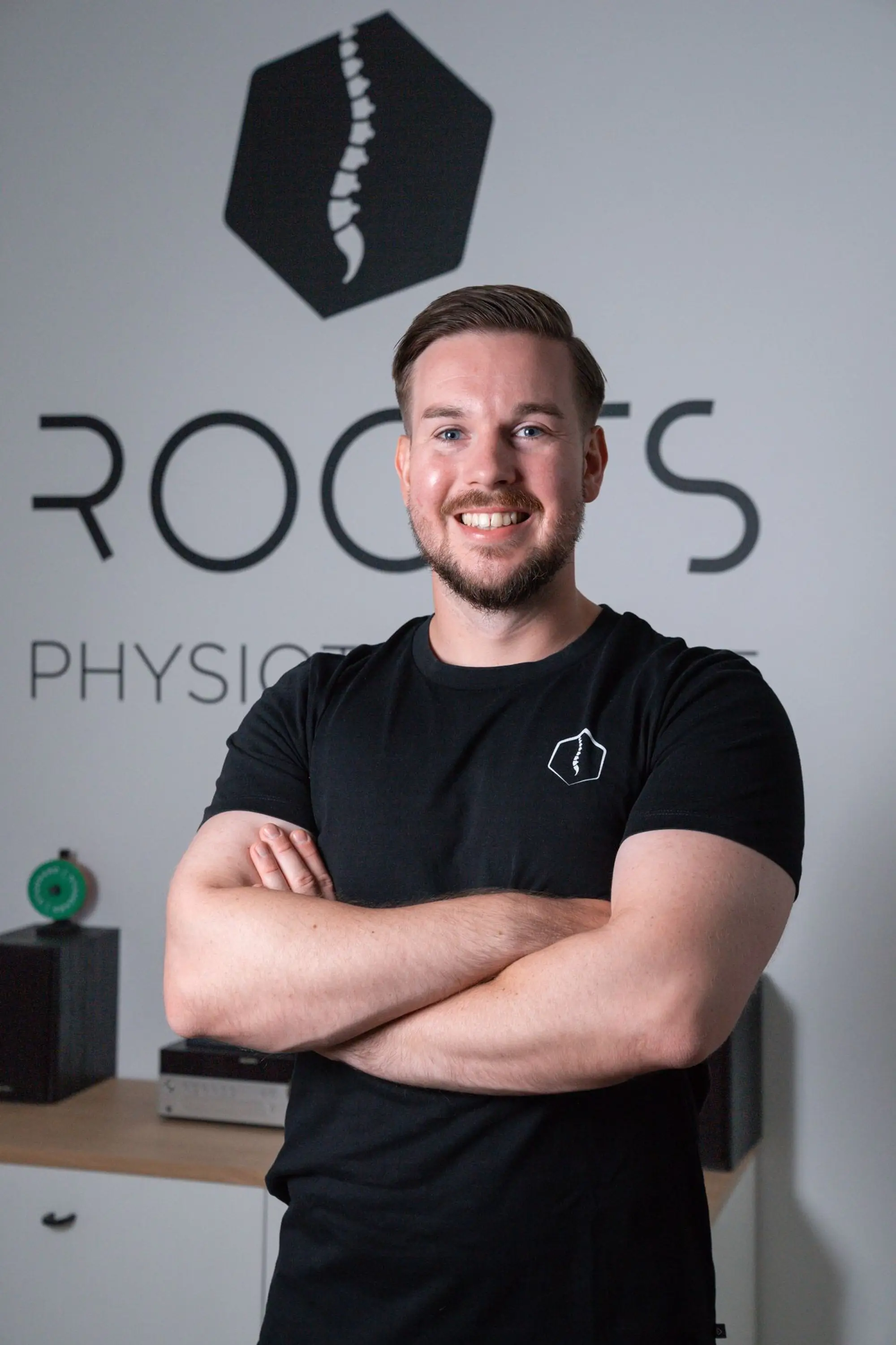 Florian Bader, Physiotherapeut und Personal Trainer, im Roots Crafttraining in Wien